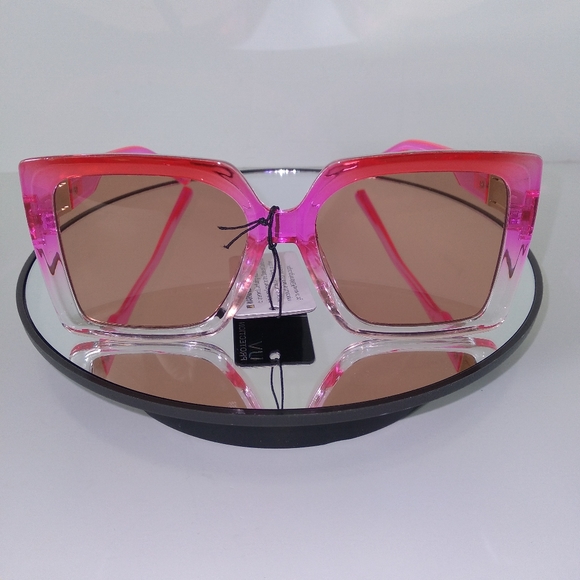 Accessories - Clear Hot Pink Oversized Gold Rectangle Temple Square Sunglasses